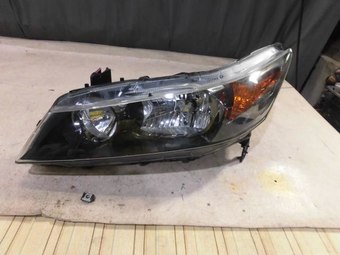 левая фара HONDA  Stream RN8 15531515