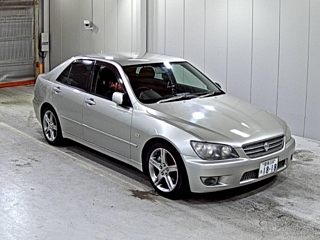 TOYOTA ALTEZZA SXE10 RS200 Limited II