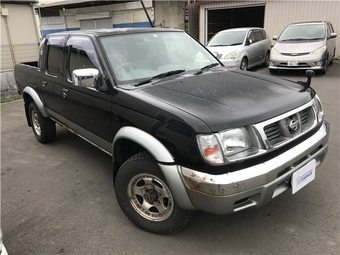   Nissan Datsun H13 pick up 4WD