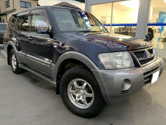 Mitsubishi Pajero 2003