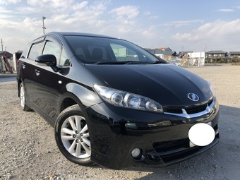  Toyota Wish, 2010