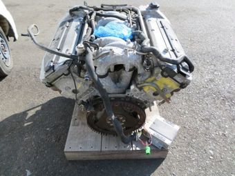 Двигатель с навесным 19-1-3 Benz E-class E210 ASSY AMG V8 левый руль E320 E50 E55