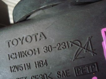 Фара противотуманная правая TOYOTA Aristo 2000 TA-JZS160