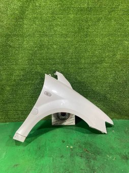 Nose cut Mitsubishi Chariot Grandis N94W 4G64