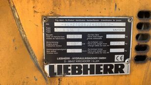 Экскаватор для перевалки LIEBHERR A934C 2007 г.